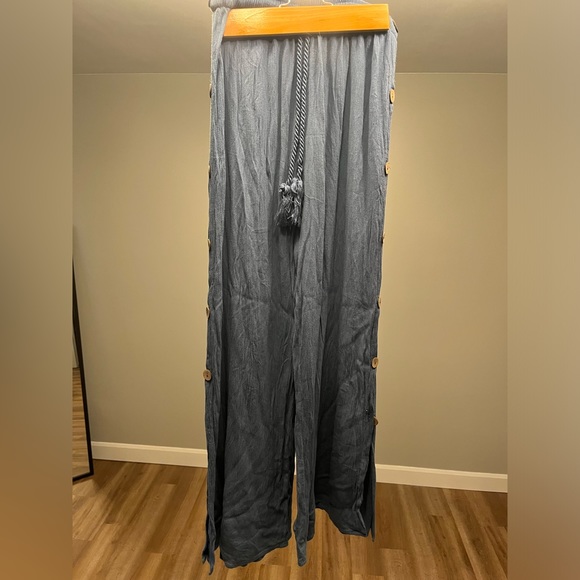 Wide Leg Pants - Picture 3 of 4